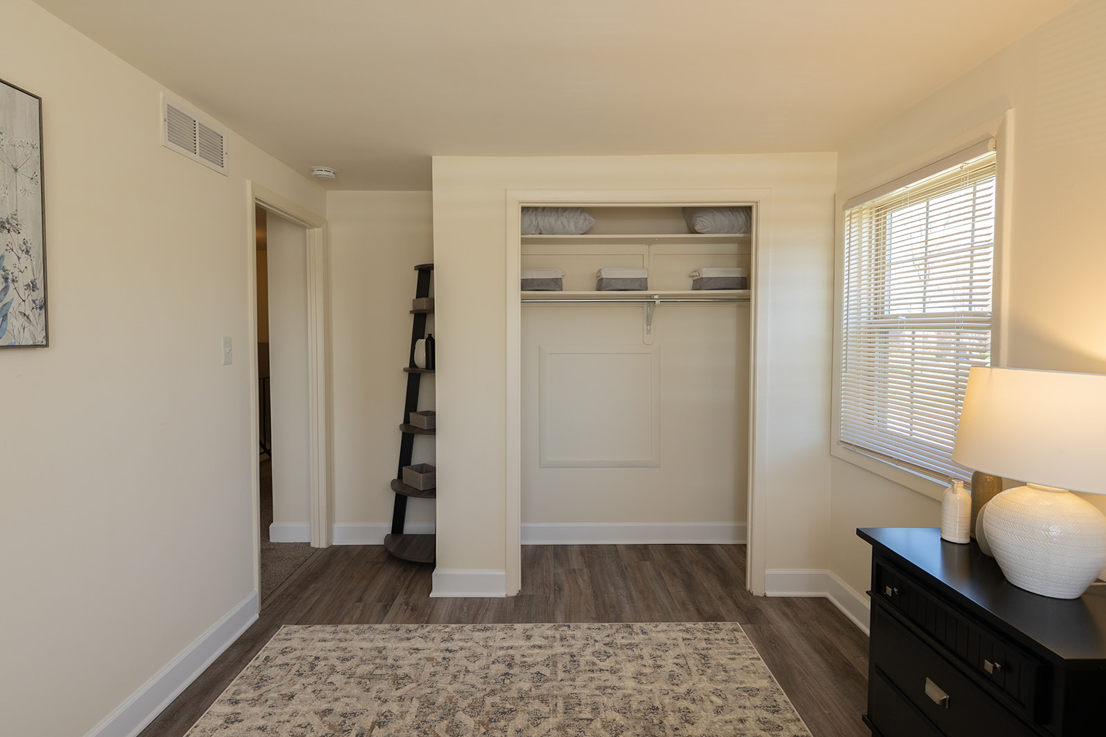 Walnut Grove Townhomes* Image 11
